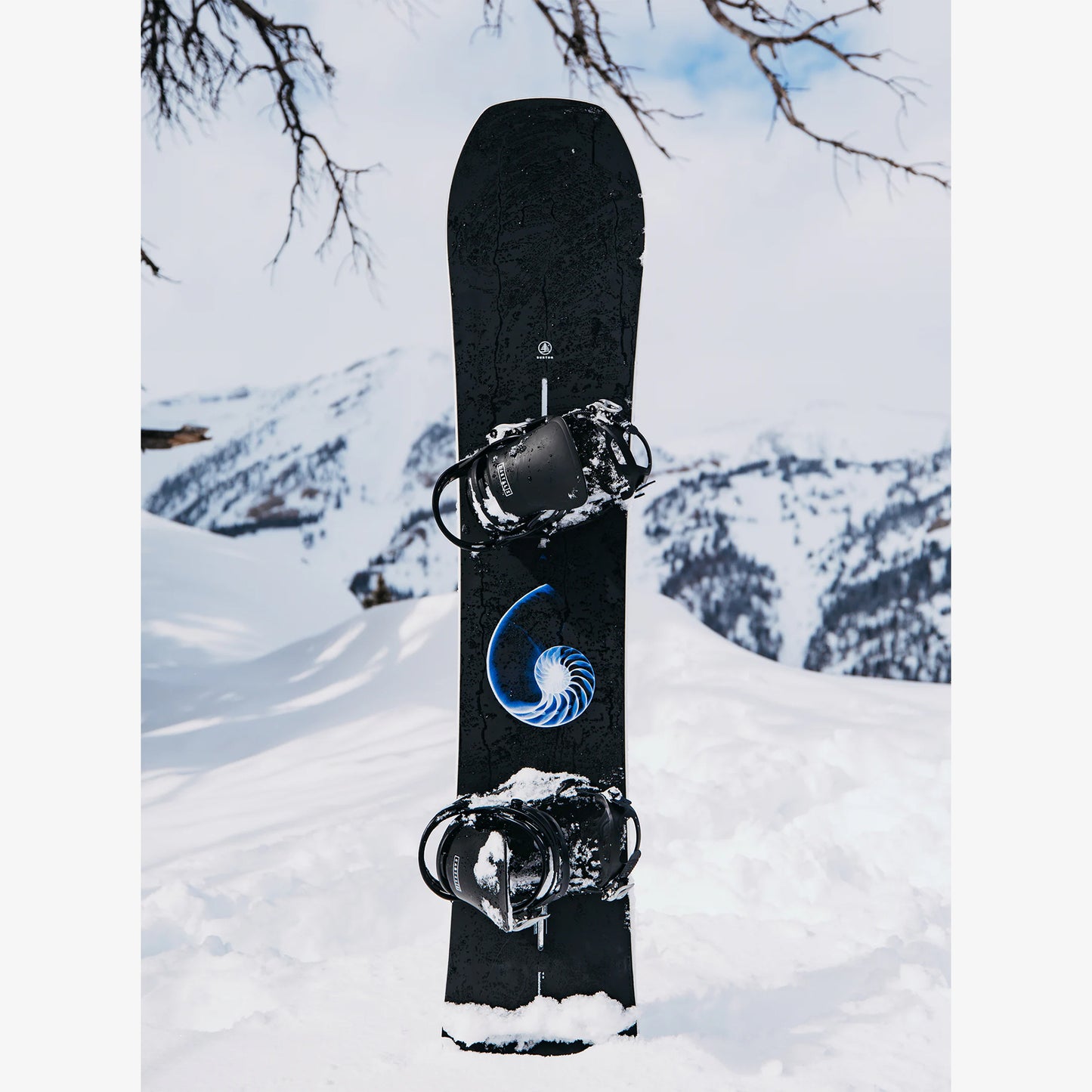 Burton Hometown Hero Camber Snowboard 2026