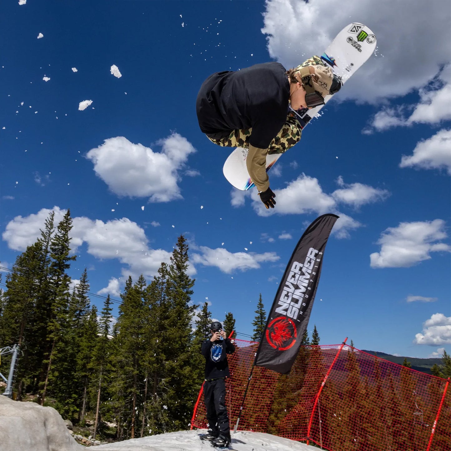 Never Summer Men´s Proto T3 Ultra Snowboard 2026