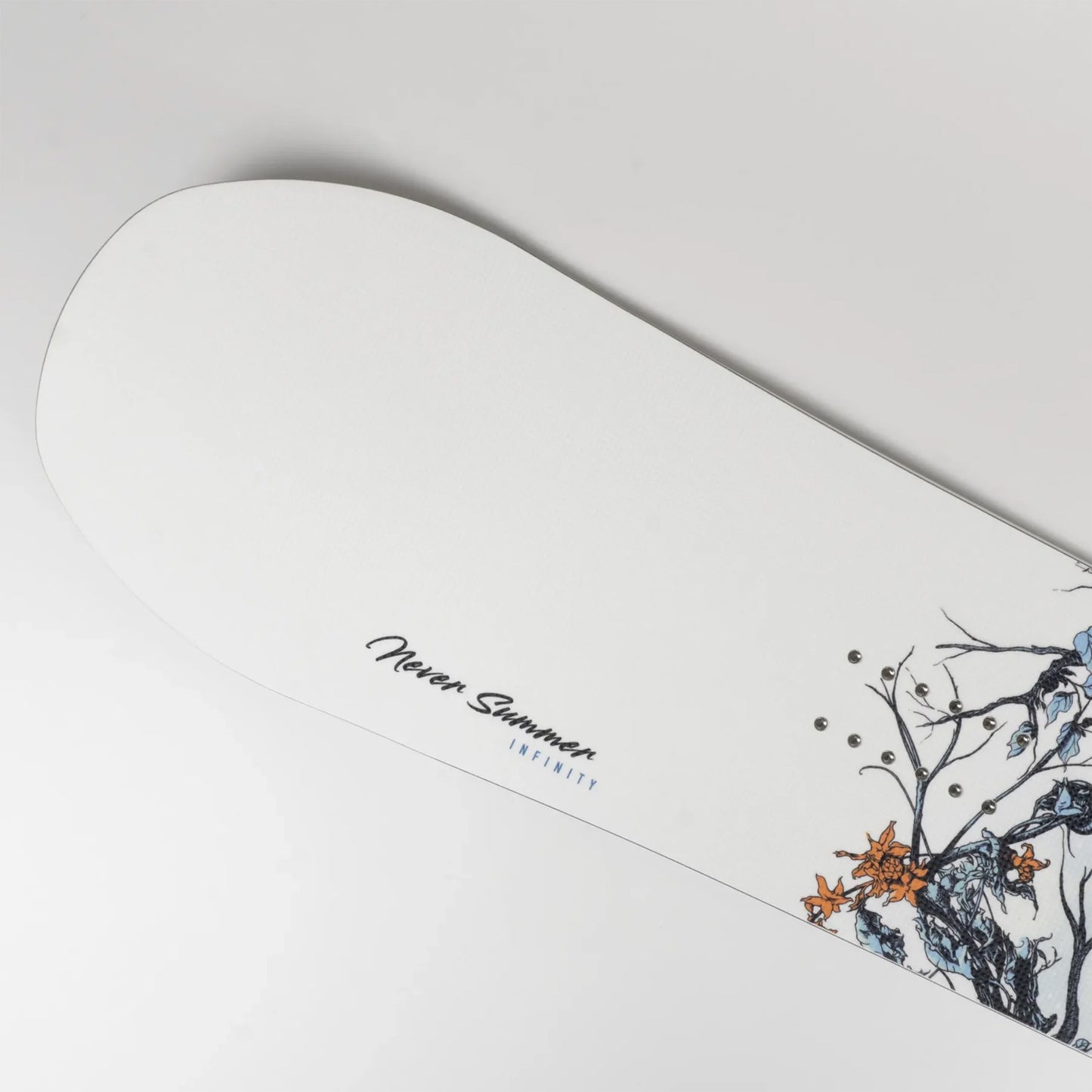 Never Summer Women´s Infiniity Snowboard 2026