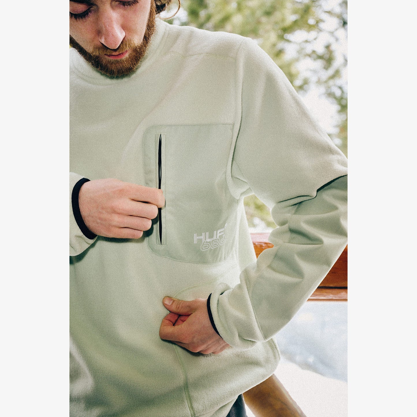 686 HUF Fleece Crewneck Midlayer 2026