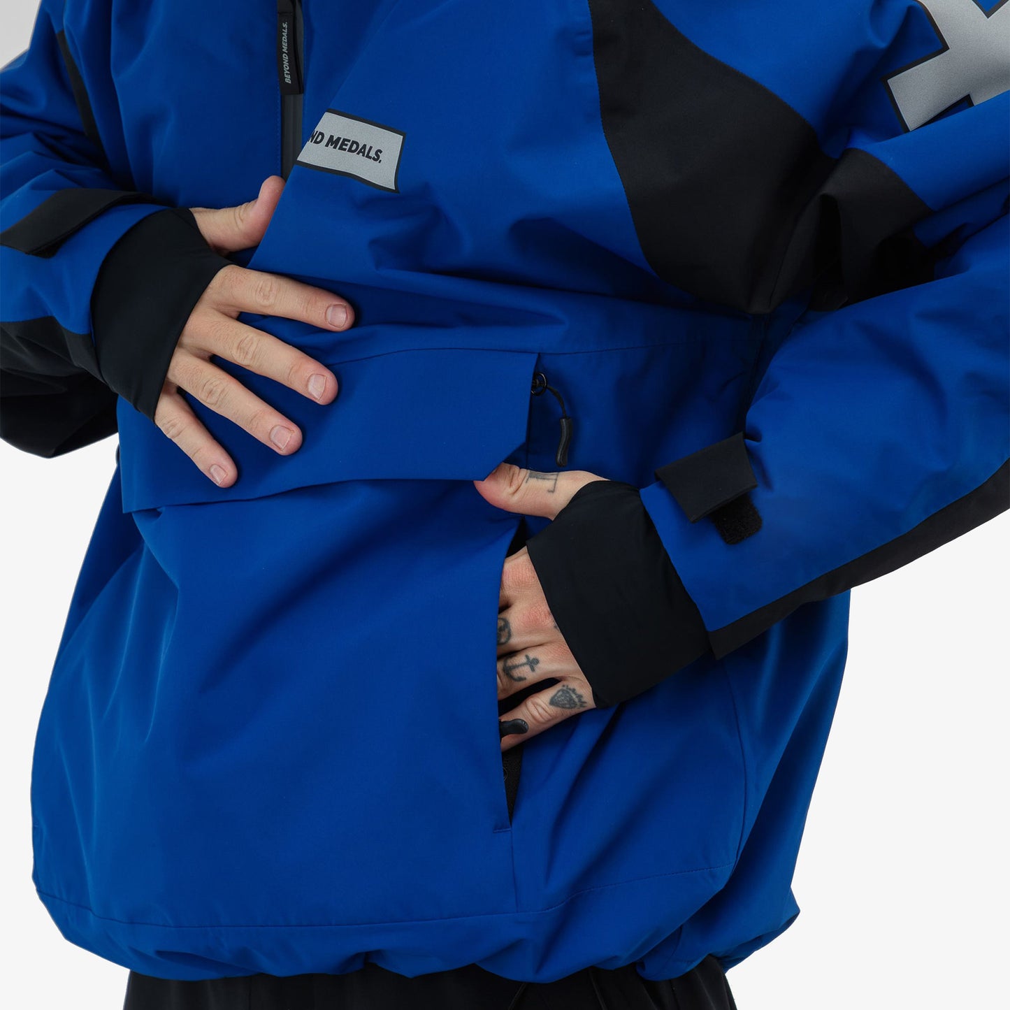 Beyond Medals Retro Anorak 2L 2026