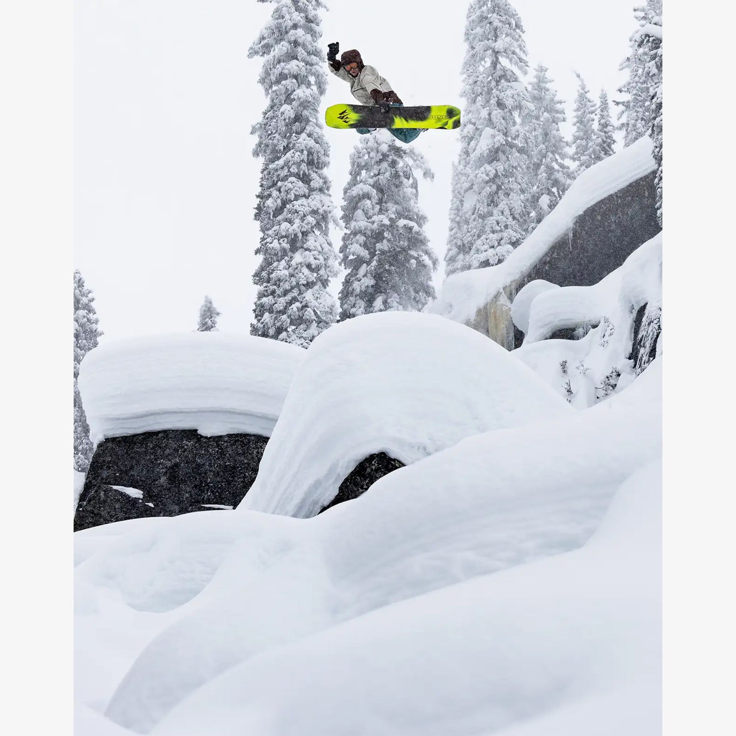 Jones Howler Snowboard 2026