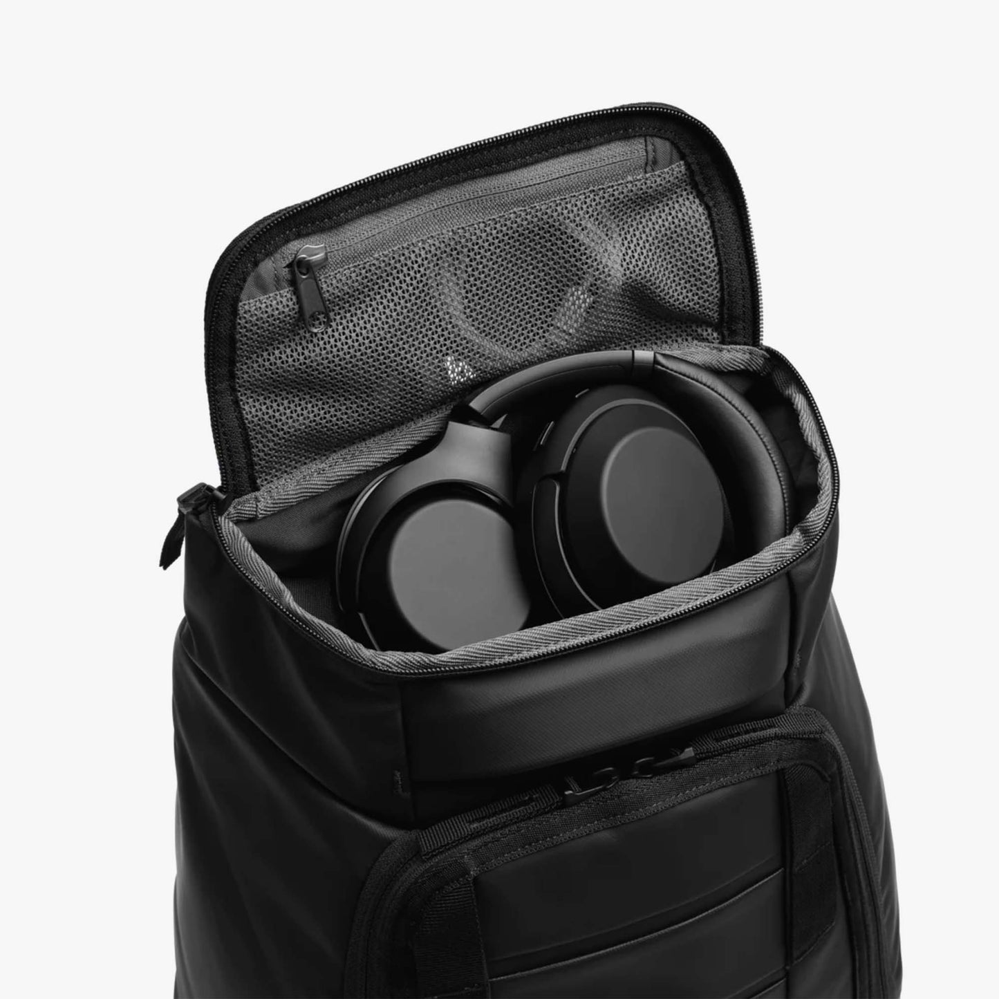 DB Journey Hugger Backpack 20L Black Out