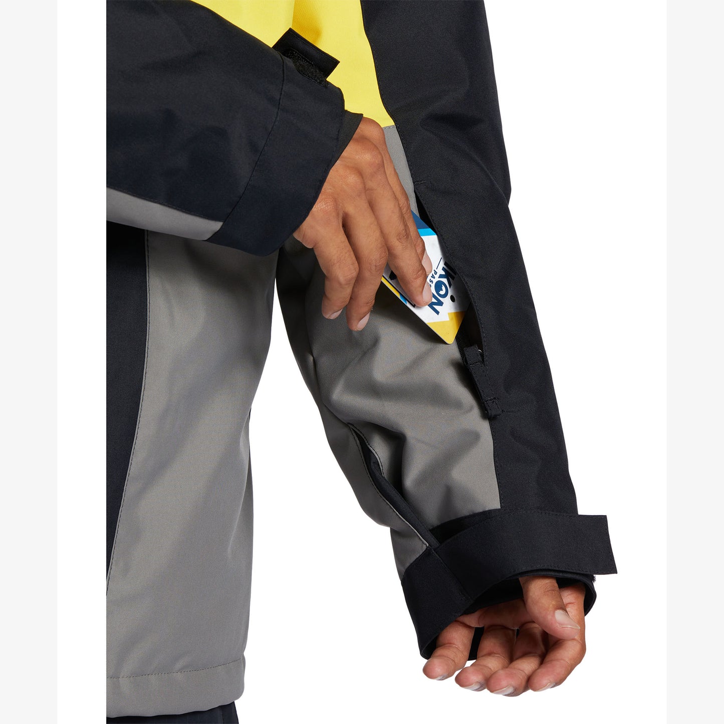 DC Defy Jacke 2024