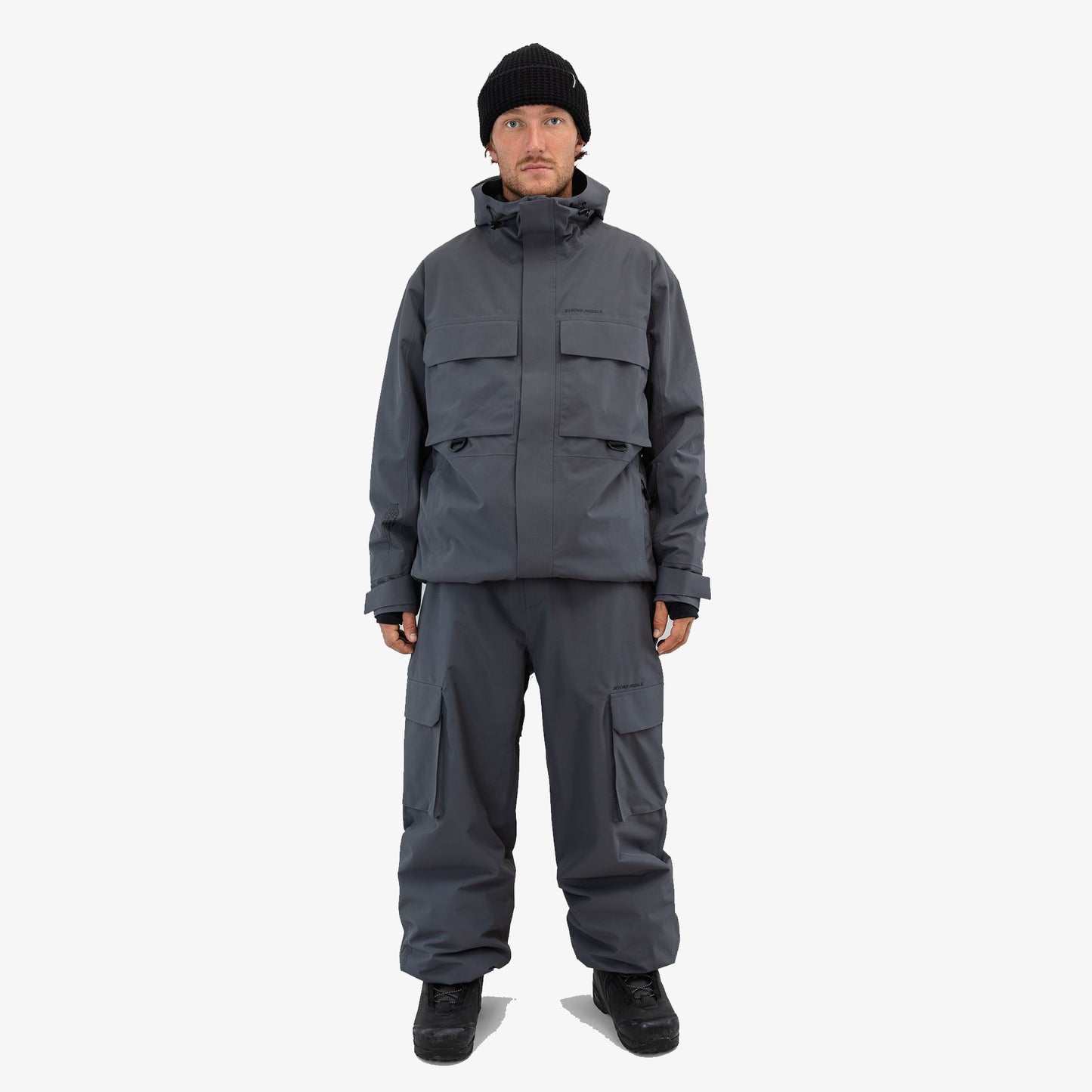 Beyond Medals Cargo Jacke 2L 2026