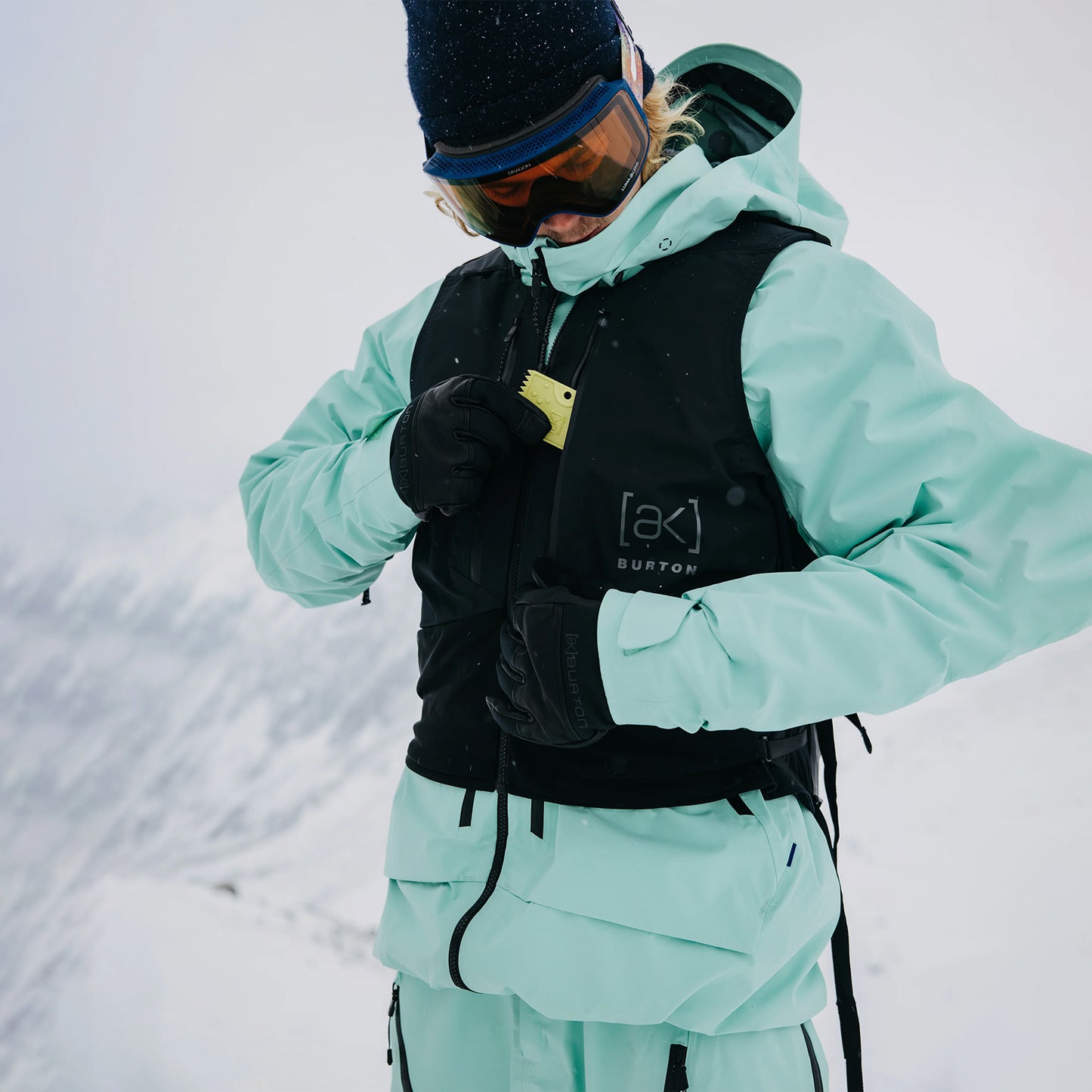 Burton [ak] Dispatcher Vest Pack 2027