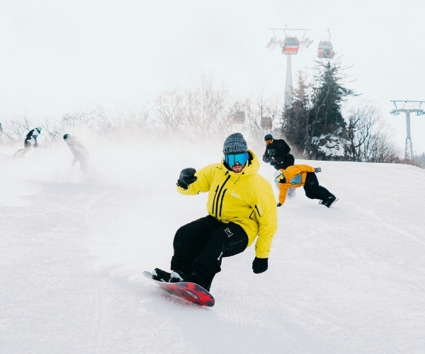 Snowboards Boots Herren auf Snowboard