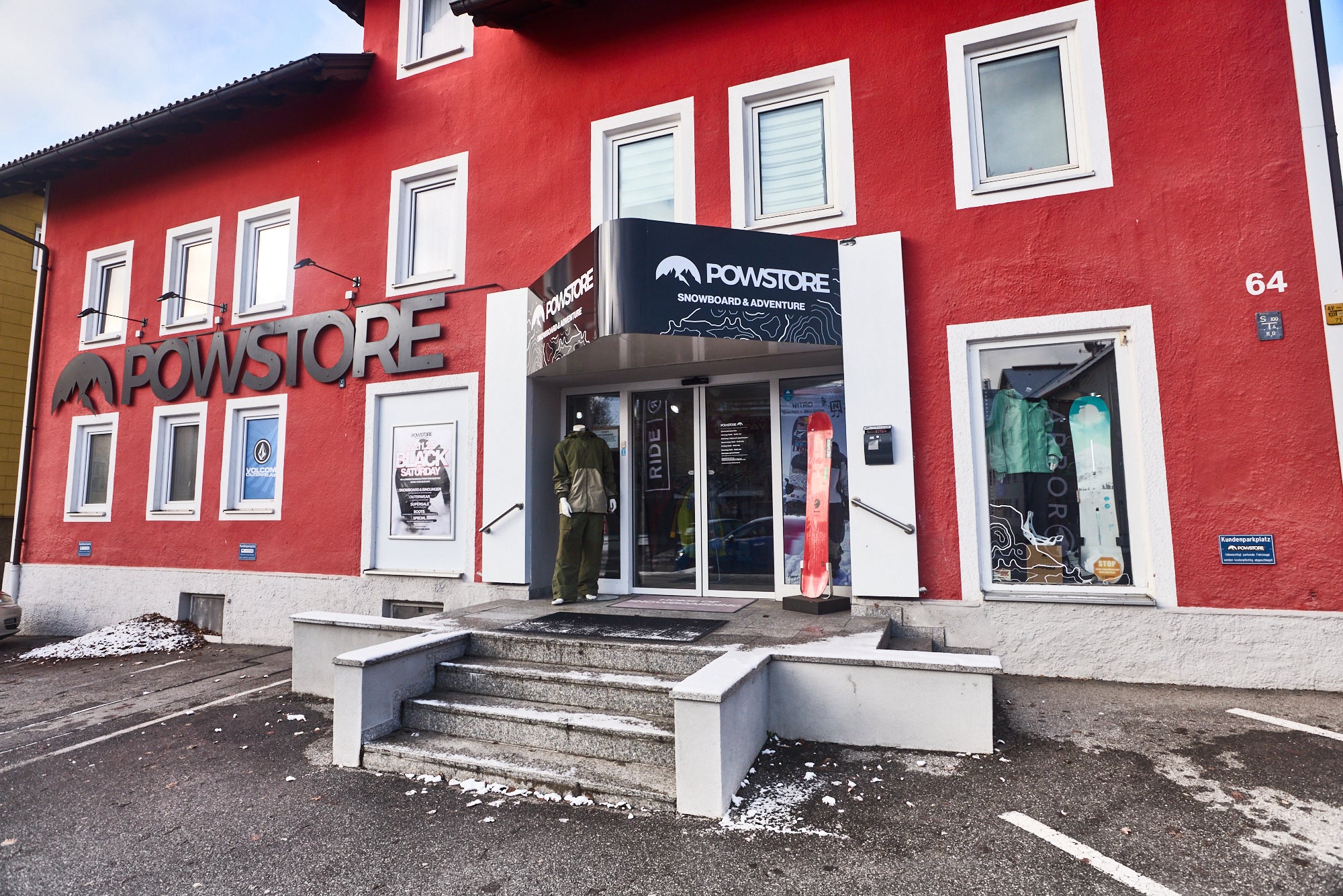 POWSTORE Flagship Store in der Ludwigstraße 64 in Kempten im Allgäu