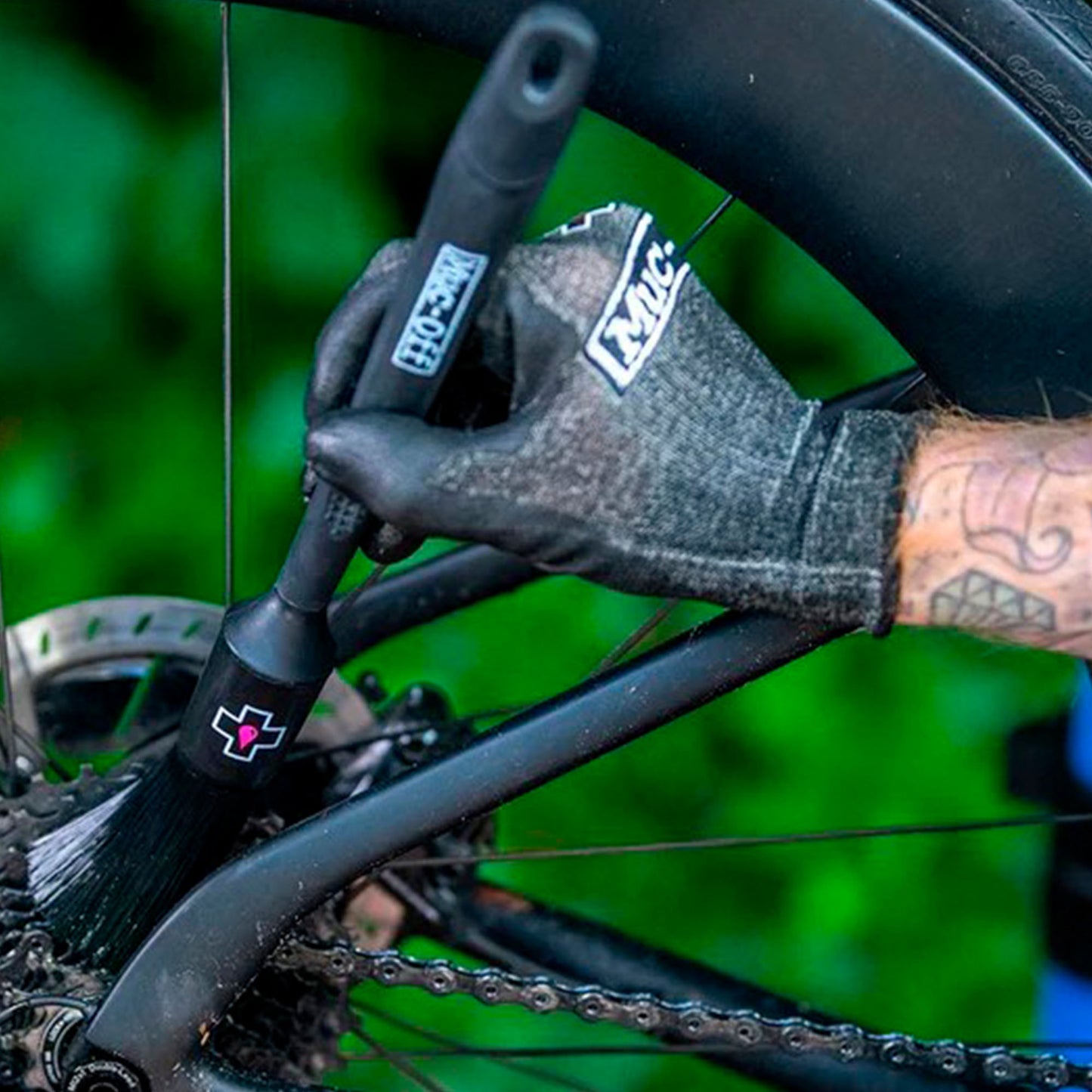Muc Off Drivetrain Bürste zum Fahrradantrieb