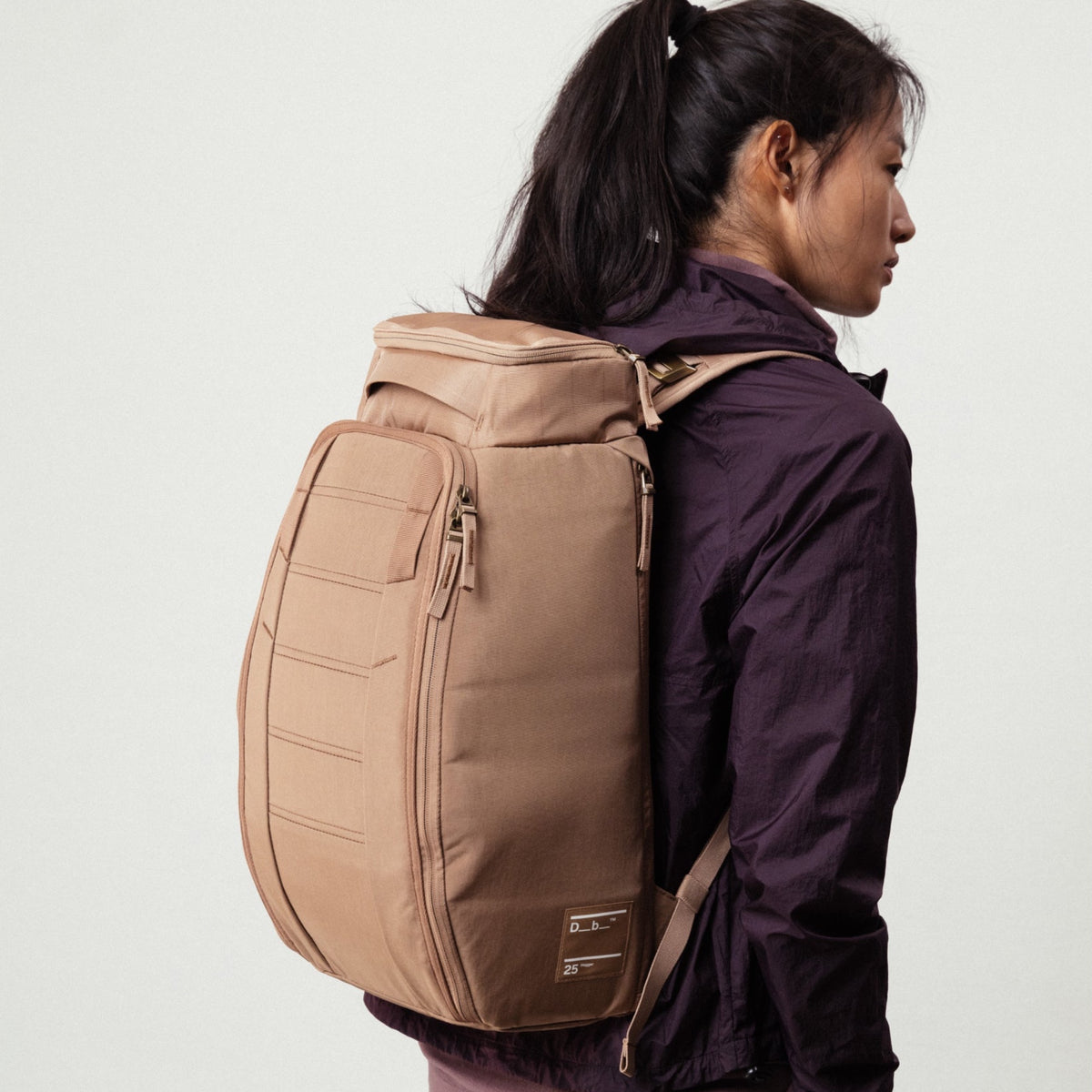 Db Hugger Backpack 25L 2027